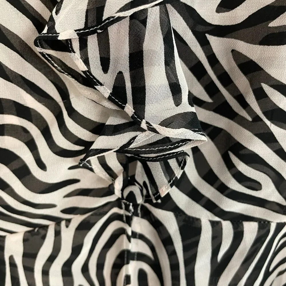 Victoria's Secret Womens L Short Sleeve Ruffled V Neck Sheer Top **READ**